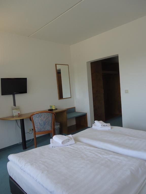 Greenline Hotel Hellfeld Neubrandenburg Kültér fotó
